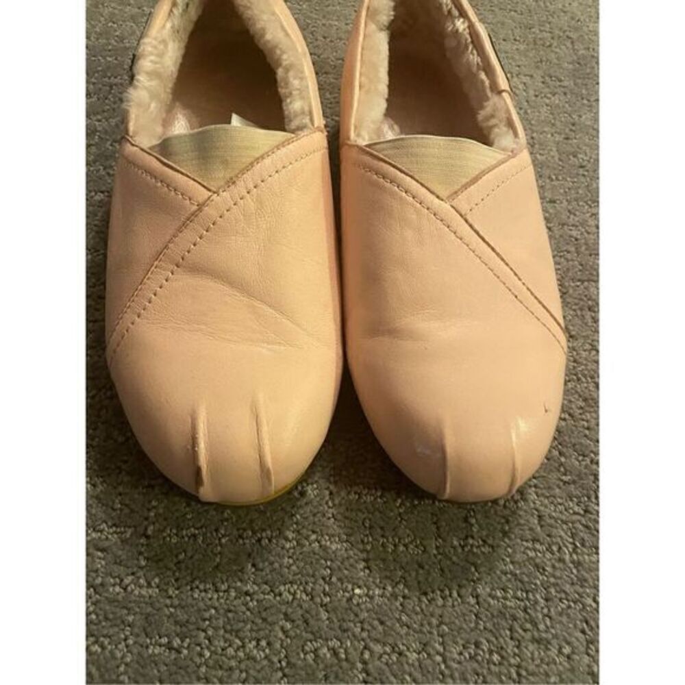 Australian Luxe Pink Slippers (SZ 9)